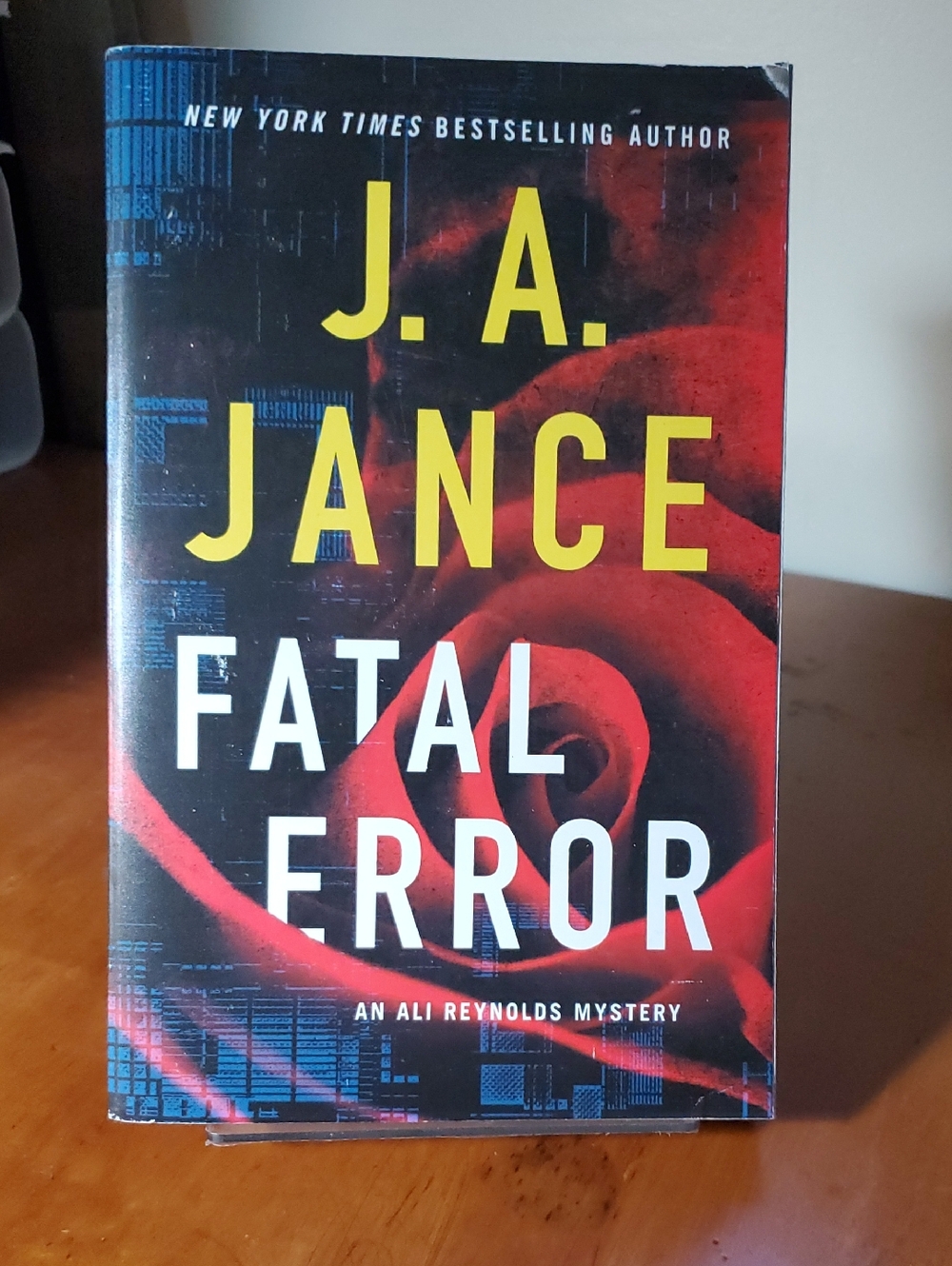 J. A. Jance "Fatal Error" Paperback - Red & Black Cover (9)
